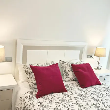 Europa Prados Atenea Apartment *